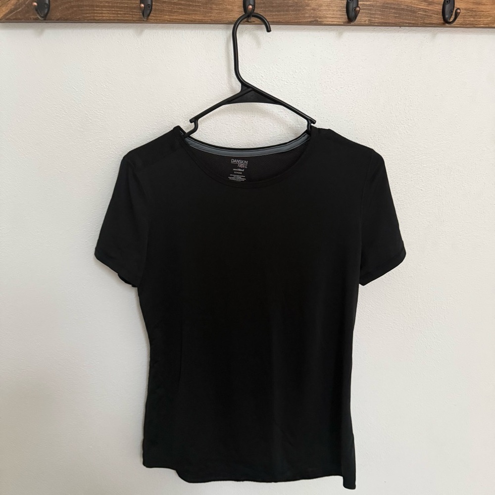 Danskin Now Semi-Fitted Classic Black Short Sleeve Tee